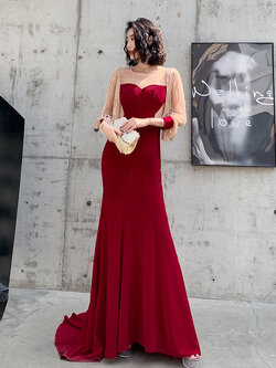 ชุดราตรี ชุดราตรีสวยหรู แบบ ทันสมัย Evening dress