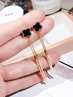 ต่างหู ตุ้มหูแฟชั่น