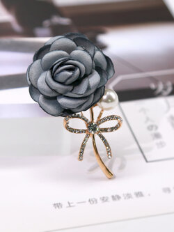 เข็มกลัด เข็มกลัดสวยๆ เข็มกลัดติดเสื้อ Brooch