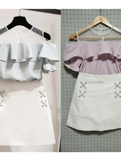 Set_bs1773 ชุดเซ็ท 2 ชิ้น(เสื้อ+กระโปรง) เสื้อลายสก็อตเว้าไหล่บ่าซีทรูลูกไม้แต่งระบายอกแขนตุ๊กตา+กระโปรงทรงเอซิปหลังสีขาวแต่งสายไขว้ผ้าคอตตอนโพลีเนื้อหนาเรียบอยู่ทรงมีซับในกางเกง งานเซ็ทเข้าชุดสุดน่ารัก ดีเทลเก๋ๆ ดีงาม งานดีผ้าดีทรงสวยใส่