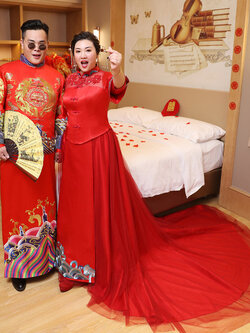 ชุดแต่งงานคนอ้วน ชุดแต่งงานจีน คนอ้วน ชุดเจ้าสาวไซส์ใหญ่ ชุดเจ้าสาวอ้วน ชุดเจ้าสาวอวบ
