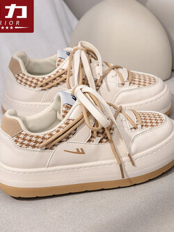 รองเท้าผ้าใบแฟชั่นผู้หญิง ใส่สบาย มีขนาด 35-40