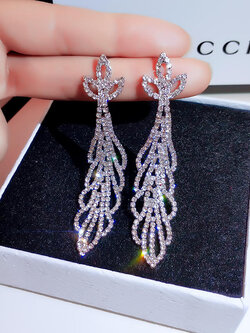 ต่างหู ตุ้มหูแฟชั่น