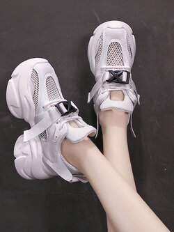 รองเท้าผ้าใบเสริมส้นสูง ไซต์35-39 สนใจทักแชท ฟรีค่าส่ง!