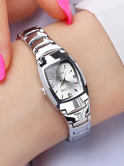 นาฬิกาข้อมือผู้หญิง