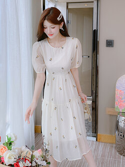 แบบชุดเดรสสวยๆ ชุดเดรสน่ารักๆสไตล์เกาหลี