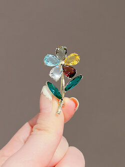 เข็มกลัด เข็มกลัดสวยๆ เข็มกลัดติดเสื้อ Brooch
