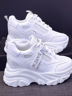 รองเท้าผ้าใบเสริมส้นสูง ไซต์35-39 สนใจทักแชท ฟรีค่าส่ง!