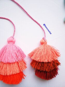 Bancrochet พู่ห้อยกระเป๋า/ที่ห้อยกระเป๋าแฮนด์เมด Tassels keychain hanging for bags หลากสี 4 นิ้ว