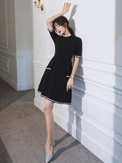 ชุดราตรี ชุดราตรีสวยหรู แบบ ทันสมัย Evening dress