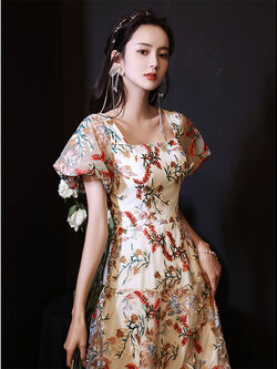 ชุดราตรี ชุดราตรีสวยหรู แบบ ทันสมัย Evening dress