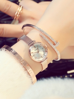 นาฬิกาสวยๆของผู้หญิง