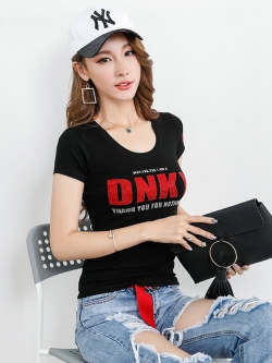 เสื้อผ้าแฟชั่นสวยๆ มาใหม่