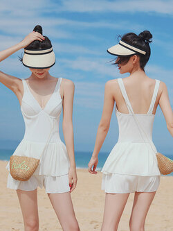 ชุดว่ายน้ำผู้หญิง ชุดว่ายน้ำน่ารัก Bikini ชุดไปทะเล