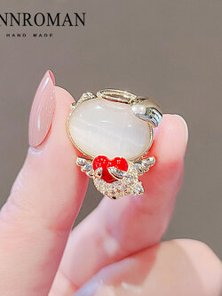เข็มกลัด เข็มกลัดสวยๆ เข็มกลัดติดเสื้อ Brooch
