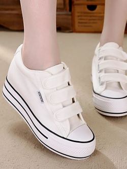 รองเท้าผ้าใบผู้หญิง รองเท้าผ้าใบแฟชั่น ผ้าใบแบบผูกเชือก มีไซส์ 35 36 37 38 39