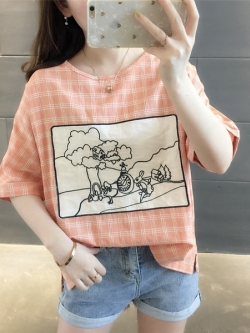 เสื้อยืดวัยรุ่นแบบOVERSIZE มีขนาดเดียว อกเสื้อ ประมาณ 90 เซนติเมตร หรือ 36 นิ้วคะ