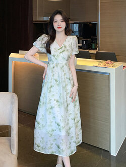 แบบชุดเดรสสวยๆ ชุดเดรสน่ารักๆสไตล์เกาหลี