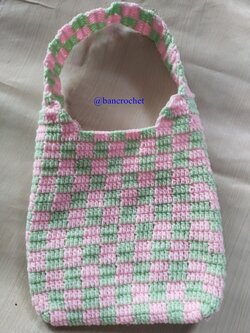Bancrochet กระเป๋าถักลายตาราง Crochet Bag หลากสี 20*20 cm