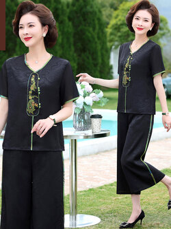 เสื้อผ้าคุณแม่วัย 60 เสื้อคนแก่ผู้หญิงวัย60