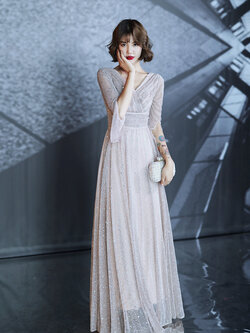 ชุดราตรี ชุดราตรีสวยหรู แบบ ทันสมัย Evening dress