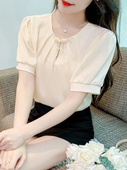 เสื้อเชิ้ตผู้หญิงใส่ทํางาน 390 บาทต่อชิ้น ฟรีค่าจัดส่ง