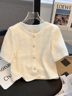 เสื้อเชิ้ตผู้หญิงใส่ทํางาน 390 บาทต่อชิ้น ฟรีค่าจัดส่ง