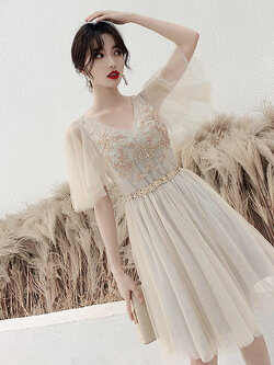 ชุดราตรี ชุดราตรีสวยหรู แบบ ทันสมัย Evening dress