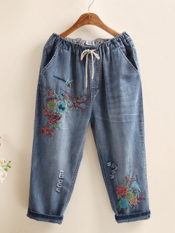 กางเกงยีนส์ลายปักด้ายสวยๆ