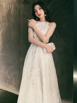 ชุดราตรี ชุดราตรีสวยหรู แบบ ทันสมัย Evening dress