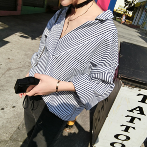 เสื้อเชิ้ตแฟชั่น ลายทาง ทรงเก๋ พร้อมส่ง