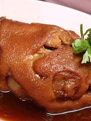 (ฟังหูไว้หูครับ หาข้อมูลเพิ่มเติมก่อนลงมือ) กินหนังไก่ ขาหมู รักษาเบาหวาน ลดอ้วน 
