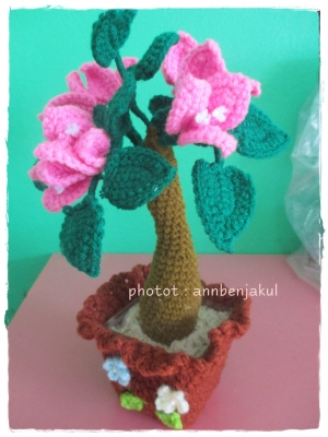 เฟื่องฟ้าถักไหมพรม