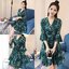 Dress4461 เดรสลายดอกไม้สีเขียวเข้ม คอวีป้าย แขนสามส่วนระบาย ซิปหลังใส่ง่าย มีซับในอย่างดีทั้งชุด มีผ้าผูกเอว ผ้าชีฟองเกรดพรีเมียมเนื้อดีหนามีน้ำหนักทิ้งตัว งานดีทรงดีสีสวย เรียบหรูดูแพง ใส่เที่ยว/ใส่ทำงานได้