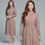 Dress4697 ชุดเดรสแฟชั่นนำเข้า เดรสยาวคลุมเข่าลายสก็อตสีครีมแดง ทรงคอปืน แขนยาว เอวสม็อคยางยืด ผ้าสปันเกรดพรีเมียมเนื้อดีมีน้ำหนักทิ้งตัว