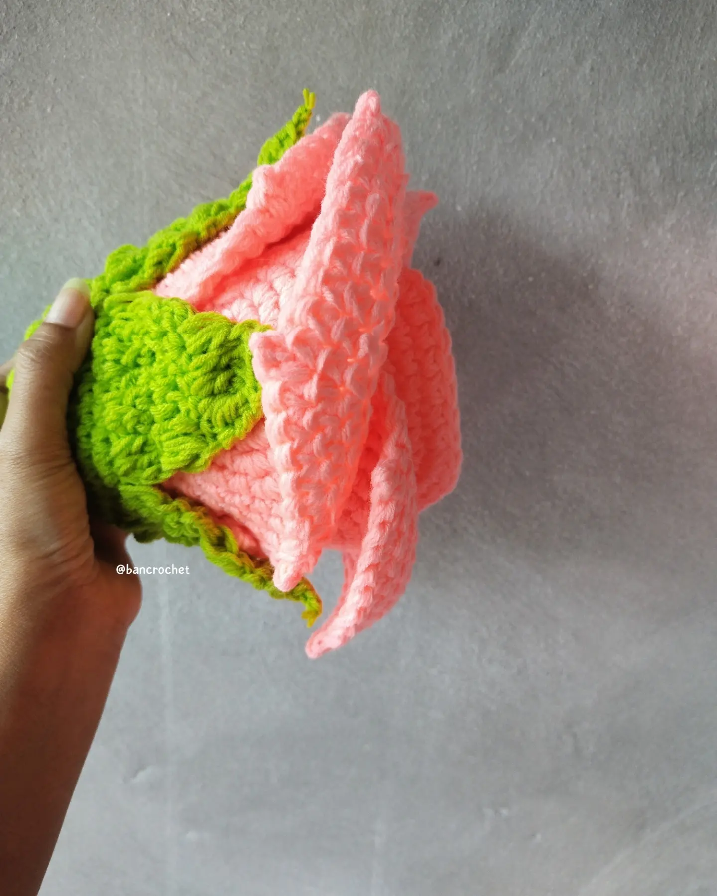 Bancrochet กุหลาบดอกใหญ่ถักโครเชต์ crochet big rose หลากสี 20 cm